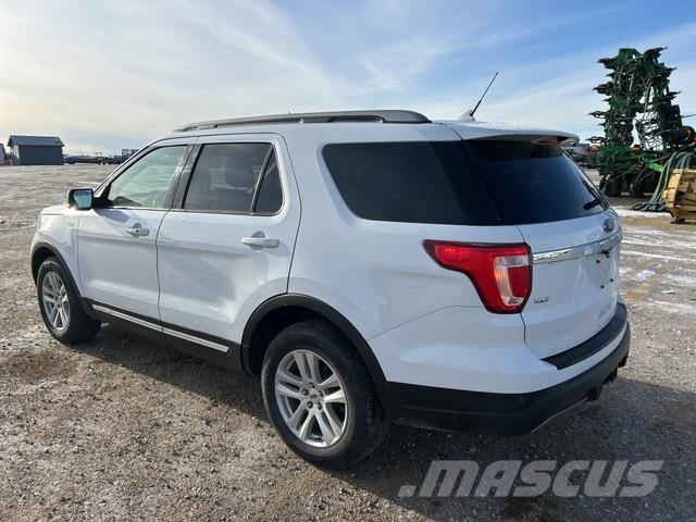 Ford Explorer Carros