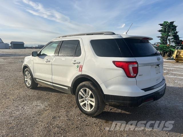 Ford Explorer Carros
