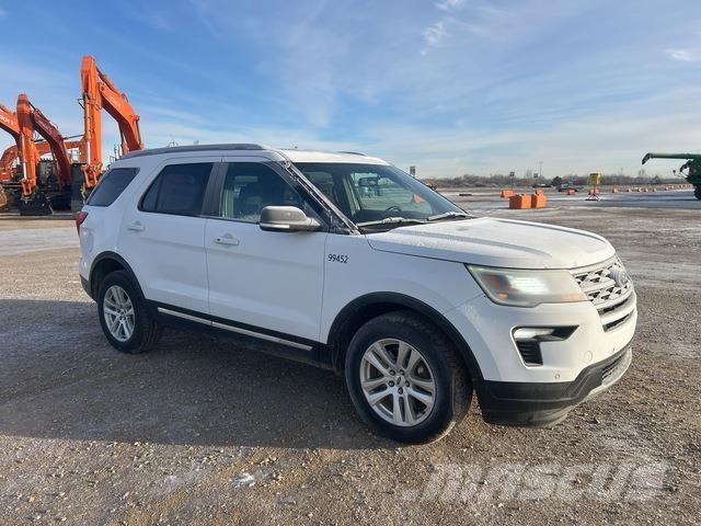 Ford Explorer Carros