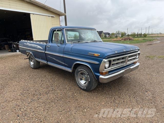 Ford F-100 Caja abierta/laterales abatibles