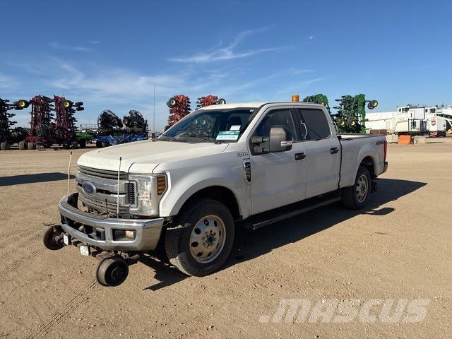 Ford F-250 Caja abierta/laterales abatibles