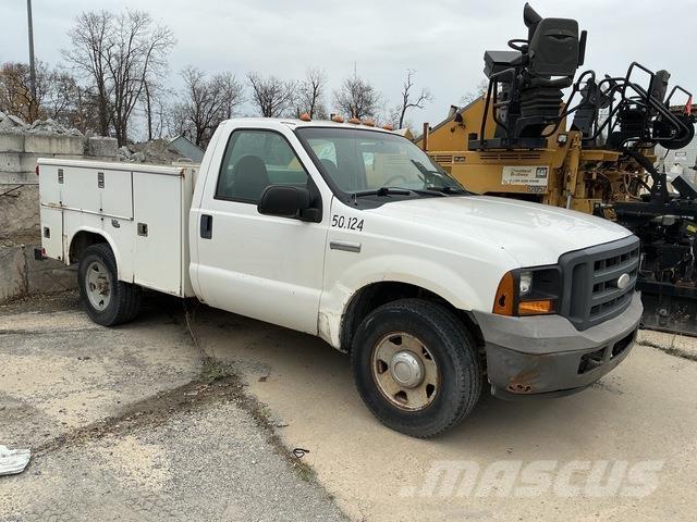 Ford F-250 Caja abierta/laterales abatibles