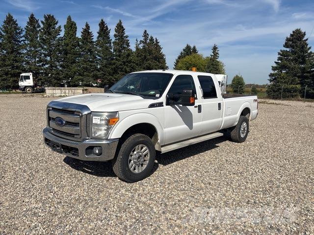 Ford F-350 Caja abierta/laterales abatibles