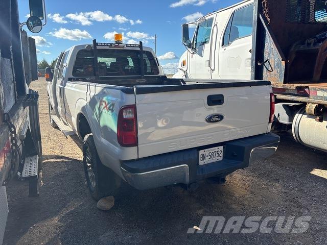Ford F-350 Caja abierta/laterales abatibles