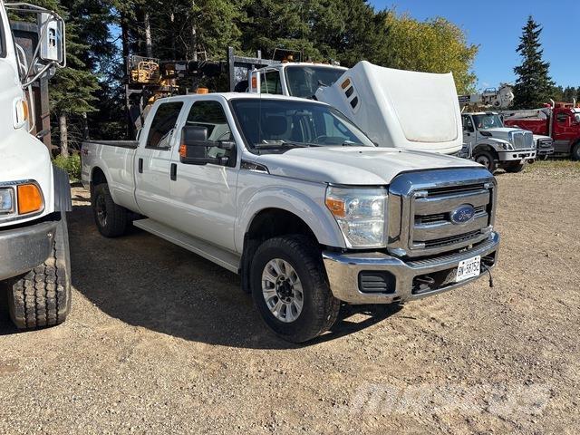 Ford F-350 Caja abierta/laterales abatibles
