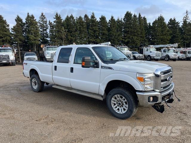 Ford F-350 Caja abierta/laterales abatibles