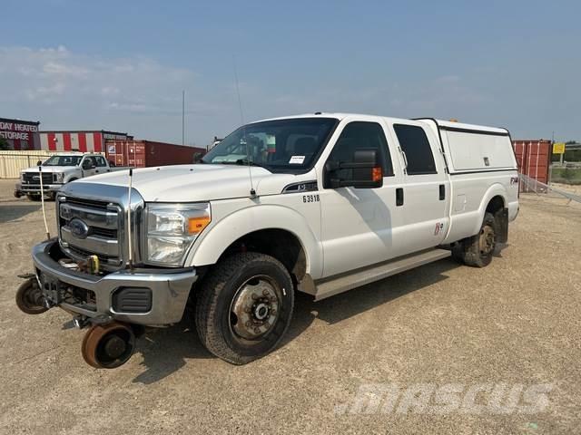 Ford F-350 Caja abierta/laterales abatibles