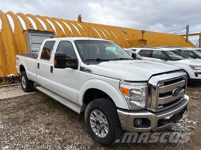 Ford F-350 Caja abierta/laterales abatibles