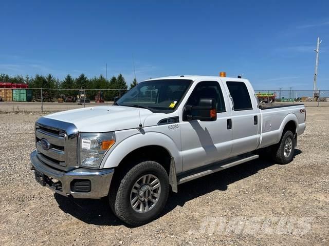 Ford F-350 Caja abierta/laterales abatibles