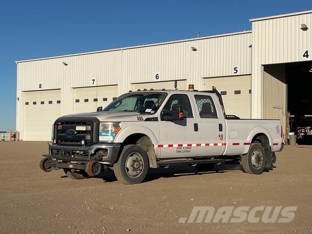 Ford F-350 Caja abierta/laterales abatibles