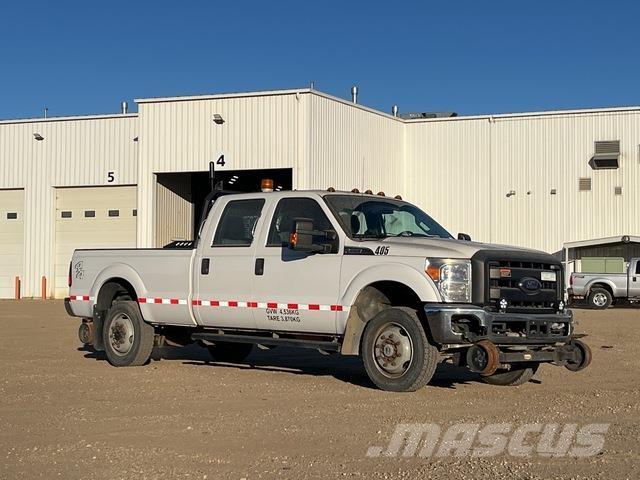 Ford F-350 Caja abierta/laterales abatibles