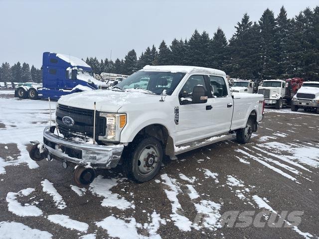 Ford F-350 Caja abierta/laterales abatibles