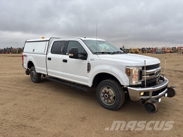 Ford F-350 XL Caja abierta/laterales abatibles