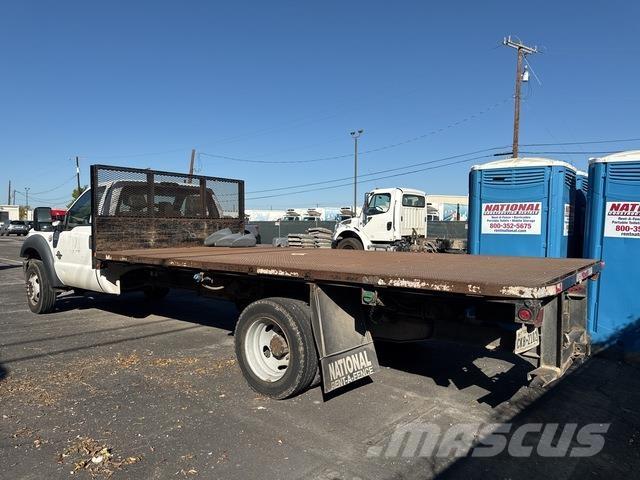 Ford F-450 Camiones de cama baja