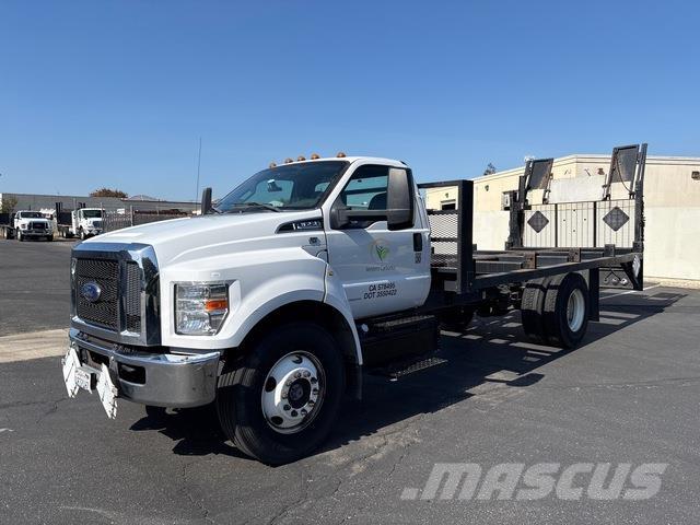 Ford F-650 Camiones de cama baja