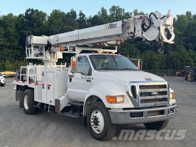 Ford F-750 Camiones de perforación móvil