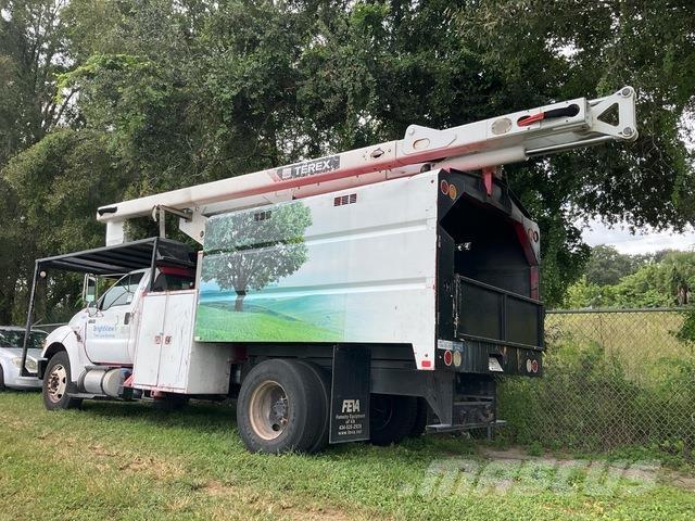 Ford F-750 Plataformas sobre camión