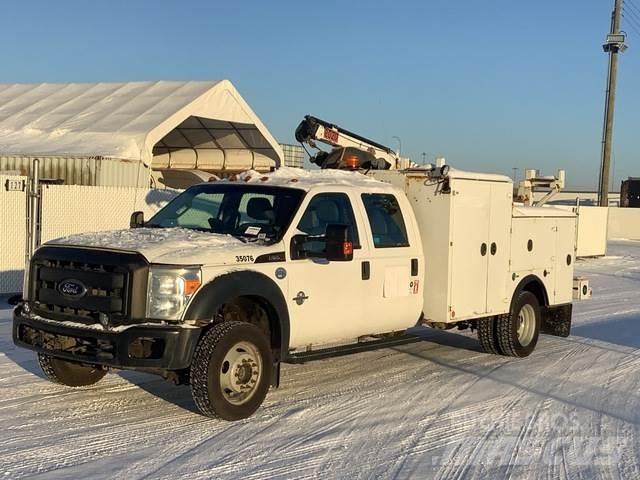 Ford F550 Vehículos municipales multiusos