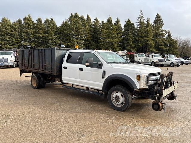 Ford F550 Camiones de cama baja