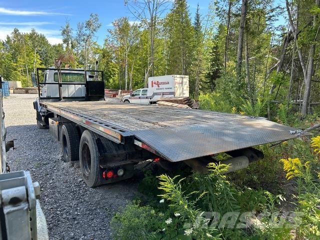 Ford L8000 Vehículos de reciclaje