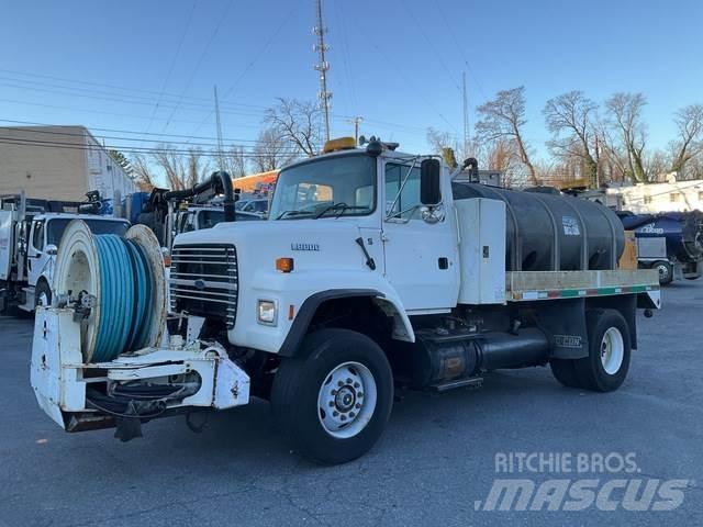 Ford L9000 Camiones aspiradores/combi