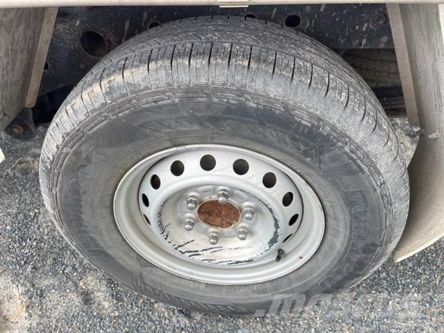 Ford Ranger Caja abierta/laterales abatibles