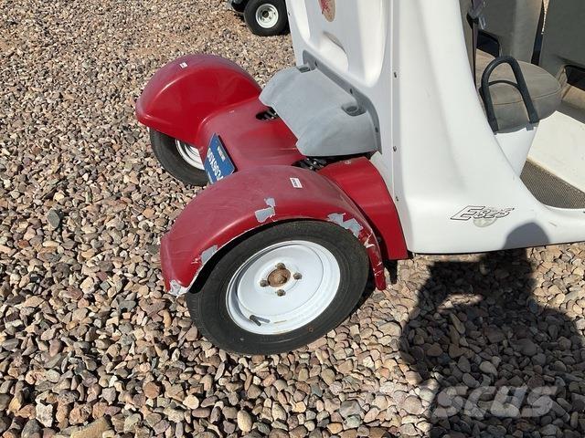  GEM E825 Maquinarias para servicios públicos