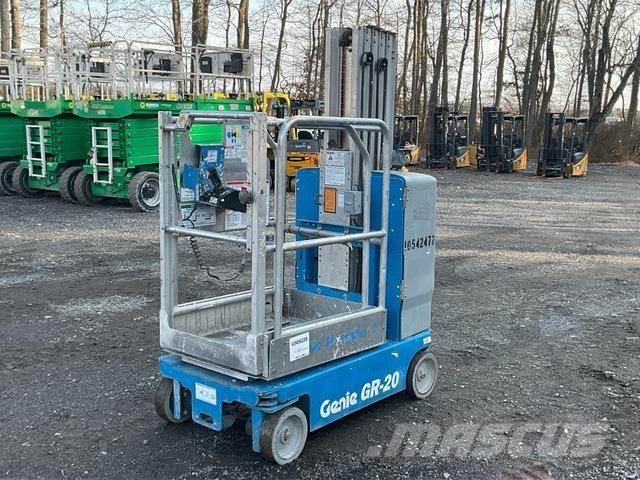 Genie GR-20 Plataformas con jaula de elevación