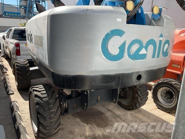 Genie S-65 Plataformas con brazo de elevación telescópico
