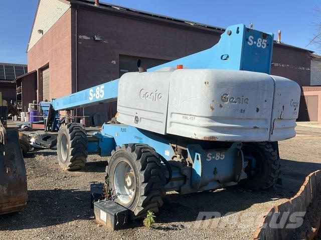 Genie S85 Plataformas con brazo de elevación telescópico