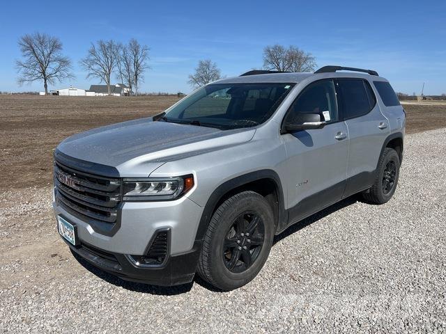 GMC Acadia Carros