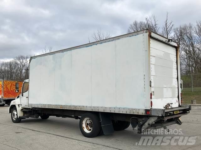 Hino  Camiones con caja de remolque