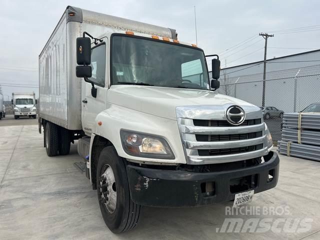 Hino  Camiones con caja de remolque