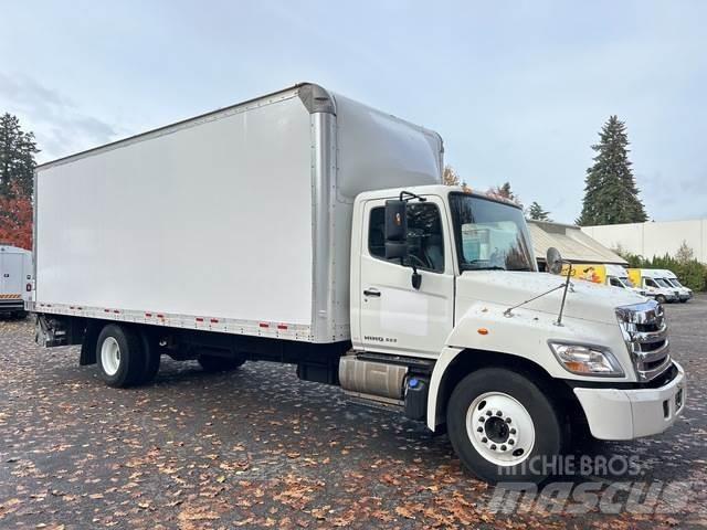 Hino 238 Camiones con caja de remolque