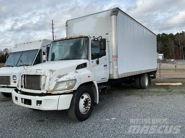 Hino 238 Camiones con caja de remolque