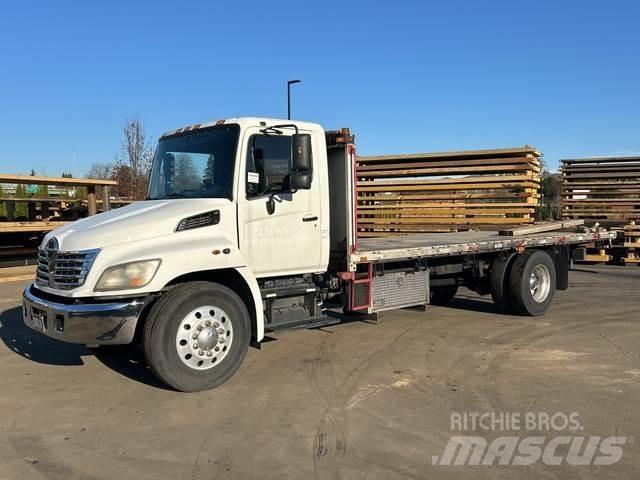 Hino 268 Camiones de cama baja