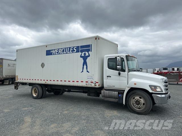Hino 338 Camiones con caja de remolque