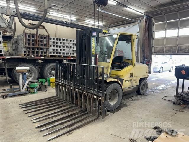 Hyster H120XM Otros