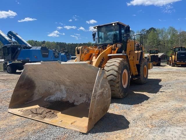 Hyundai HL975 Cargadoras sobre ruedas