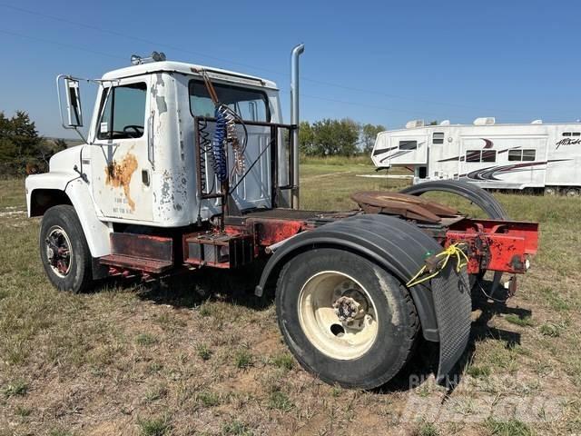 International  Camiones tractor