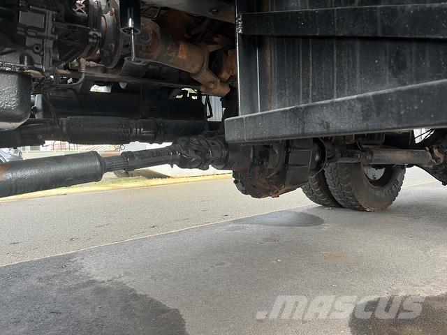 Isuzu FTS Vehículos municipales multiusos