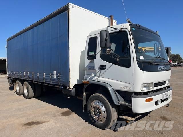 Isuzu FVR 950 Camiones de caja de lona