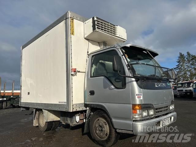 Isuzu NKR300s Otros