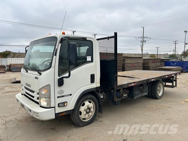 Isuzu NRR Camiones de cama baja