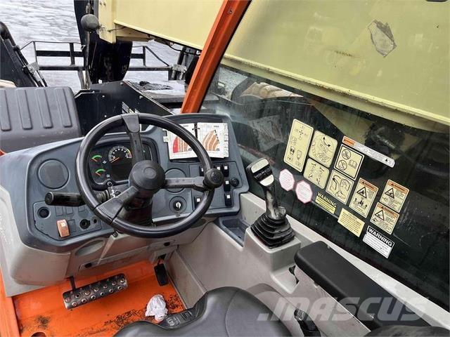 JLG 1055 Carretillas telescópicas