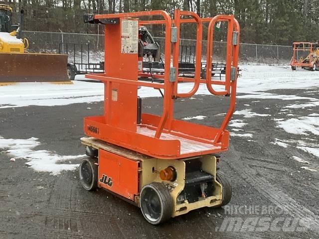 JLG 1230ES Plataformas con jaula de elevación