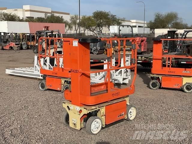 JLG 1230ES Plataformas con jaula de elevación