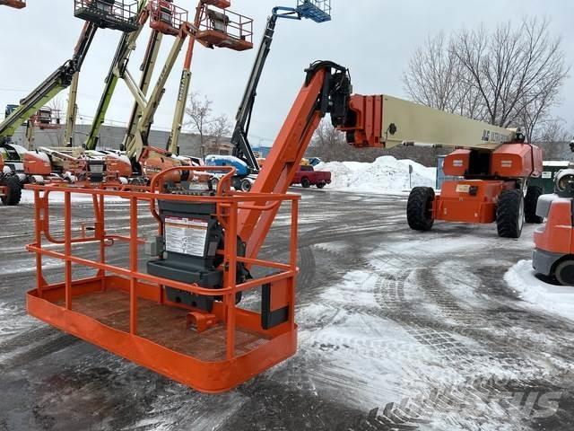 JLG 1350SJP Otros