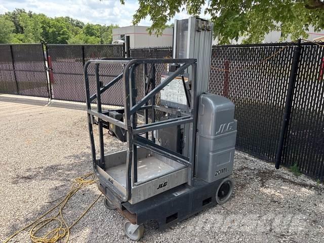 JLG 20 MVL Plataformas con jaula de elevación