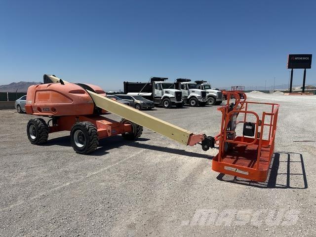 JLG 400S Plataformas con brazo de elevación telescópico